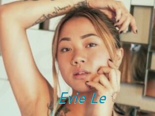 Evie_Le