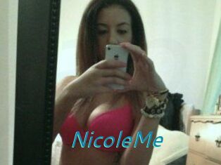 NicoleMe