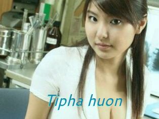 Tipha_huon